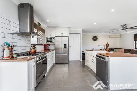 Property photo of 8 Alexander Avenue Kallangur QLD 4503