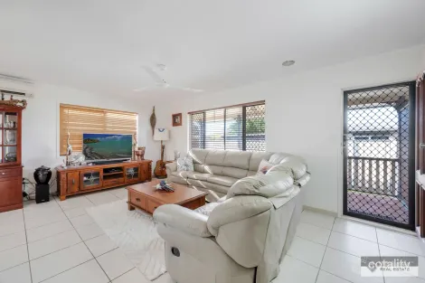 Property photo of 4 Jacobsen Street Norville QLD 4670