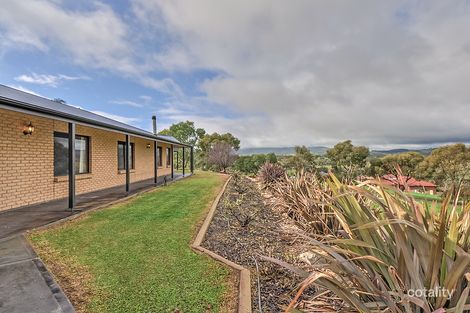 Property photo of 14 Leske Avenue Williamstown SA 5351
