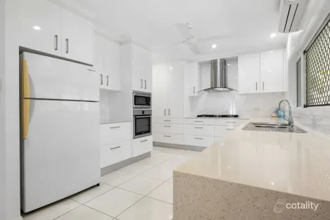 Property photo of 5 Solomon Close Brinsmead QLD 4870