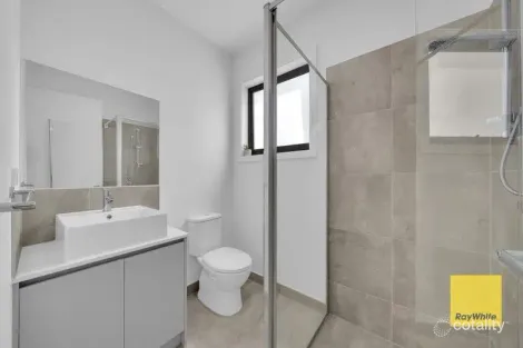 Property photo of 45 Waterbird Circuit Weir Views VIC 3338