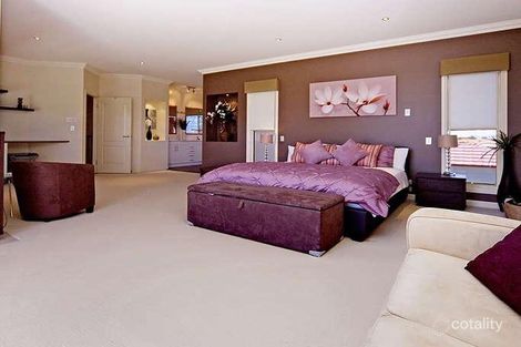 Property photo of 2147 Beaufort Way Hope Island QLD 4212