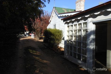 Property photo of 15 Spring Street Young NSW 2594