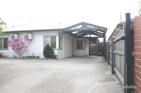 688 Barkly St, West Footscray, VIC 3012