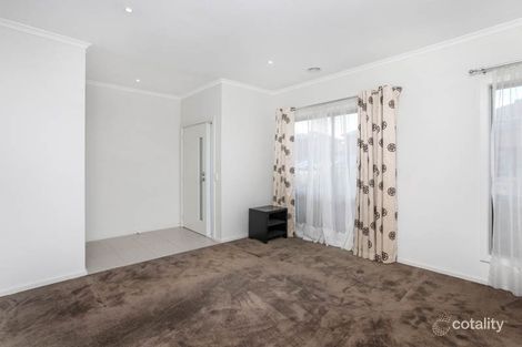 Property photo of 18 Callista Circuit Taylors Hill VIC 3037