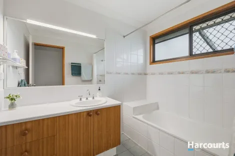 Property photo of 15 Mulkarra Place Carseldine QLD 4034