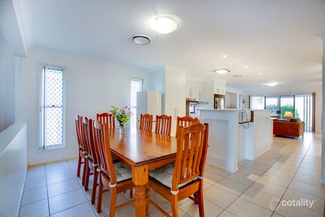 Property photo of 27 Lexey Crescent Wakerley QLD 4154