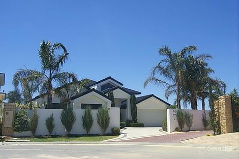 Property photo of 10 Eunamara Retreat Halls Head WA 6210