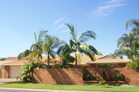 132 Santa Cruz Bvd, Clear Island Waters, QLD 4226