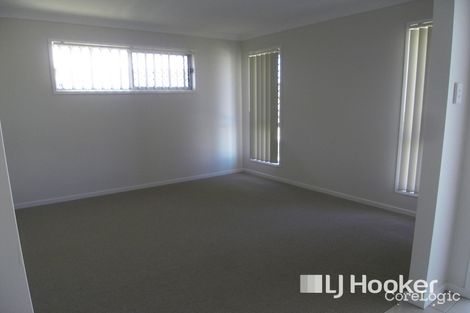 Property photo of 19 Lawson Crescent Laidley North QLD 4341