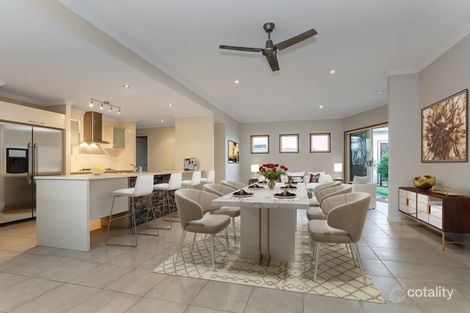 Property photo of 2/90 Kangaroo Avenue Bongaree QLD 4507