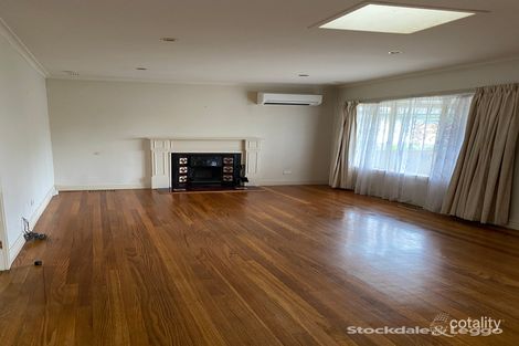 Property photo of 1/5 Cercis Court Doveton VIC 3177