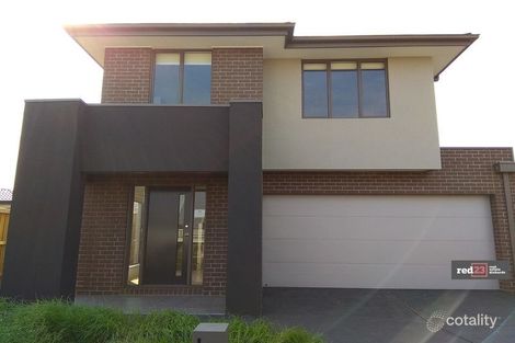 Property photo of 12 Dalziell Crescent Cranbourne North VIC 3977