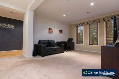 Property photo of 7 Geranium Court Berwick VIC 3806