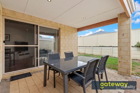 Property photo of 32 Peppermint Gardens Aubin Grove WA 6164