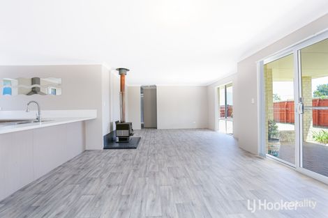 Property photo of 146 Braidwood Drive Australind WA 6233