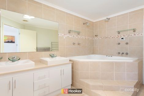 Property photo of 32 Marchant Circuit Dunlop ACT 2615