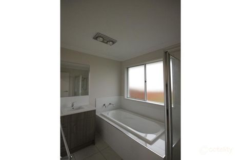 Property photo of 4 Leonie Court Logan Village QLD 4207