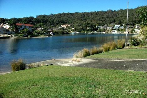 Property photo of 13 Helmsman Boulevard St Huberts Island NSW 2257