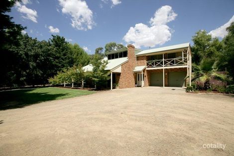 Property photo of 4 Yarran Place Springvale NSW 2650