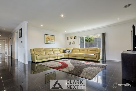 Property photo of 11 Fairchild Street Drouin VIC 3818