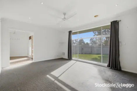 Property photo of 1 Cobbledick Court Traralgon VIC 3844