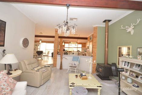 Property photo of 13 Magnolia Rise Halls Head WA 6210