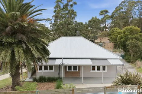 9 Old Waratah Rd, Fish Creek, VIC 3959