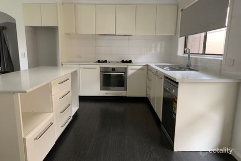 Property photo of 12 Woods Close Meadow Heights VIC 3048