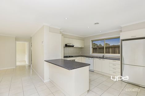 Property photo of 3/6-8 Cumberland Chase Sunbury VIC 3429