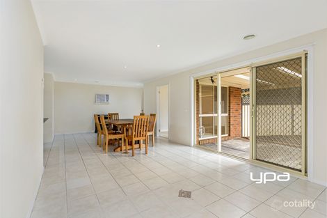 Property photo of 3/6-8 Cumberland Chase Sunbury VIC 3429