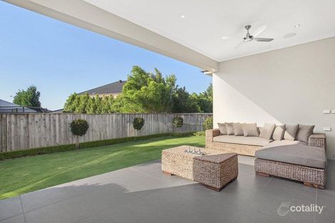 19 Chepstow Dr, Castle Hill, NSW 2154