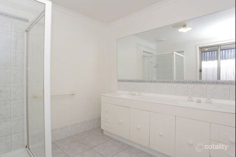 Property photo of 3 Lockwood Drive Roxburgh Park VIC 3064