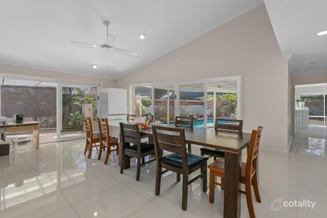 Property photo of 37 Charolais Crescent Benowa QLD 4217