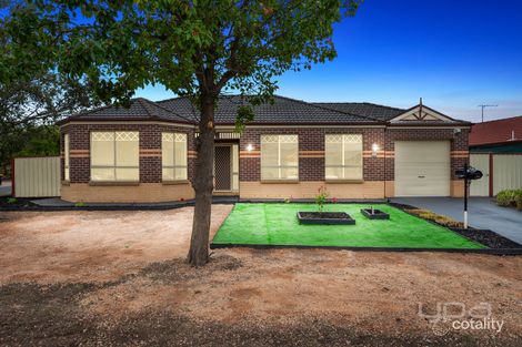 1 Scarcroft Tce, Melton West, VIC 3337