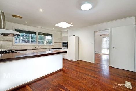 Property photo of 2 Avalon Road Rowville VIC 3178
