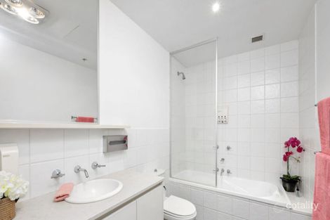 Property photo of 4304/4 Yarra Street Geelong VIC 3220