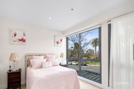 Property photo of 4304/4 Yarra Street Geelong VIC 3220