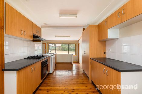17 Victoria Ave, Toukley, NSW 2263