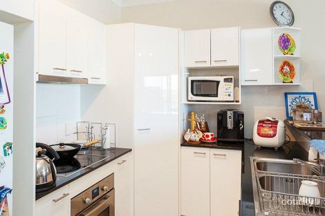 Property photo of 304/20 Sanders Street Upper Mount Gravatt QLD 4122