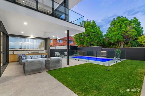 Property photo of 16 Paxton Street Holland Park QLD 4121