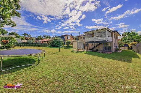 Property photo of 78 Greenmeadow Road Mansfield QLD 4122