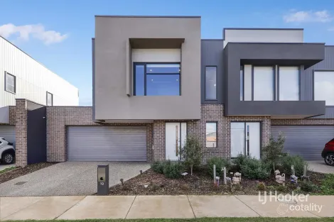 19 Grangehill Mews, Wyndham Vale, VIC 3024
