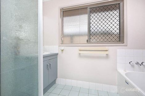 Property photo of 10 Resolution Parade Flinders View QLD 4305