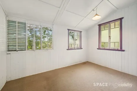 Property photo of 30 Ennever Street Bardon QLD 4065