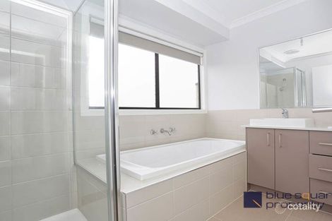 Property photo of 1/16 Wave Avenue Mount Waverley VIC 3149