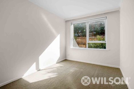 Property photo of 1/10 Roseberry Grove Glen Huntly VIC 3163