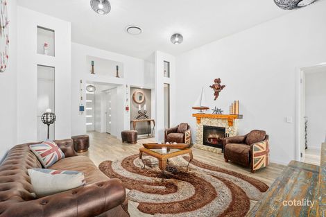Property photo of 11 Wattletree Court Brookwater QLD 4300