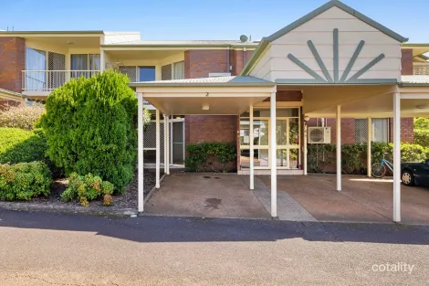 Property photo of 2/5 Clifford Street Toowoomba City QLD 4350