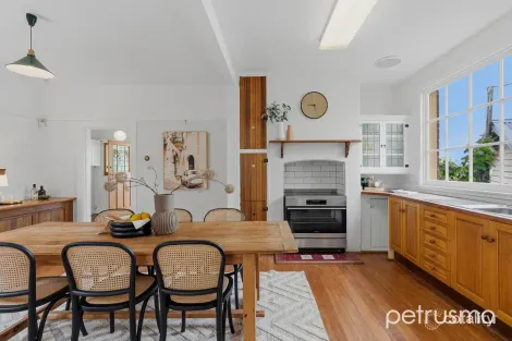 2 Richardson Ave, Dynnyrne, TAS 7005